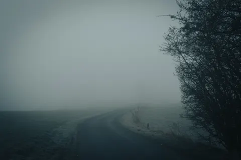 Sfondo Minimal 4K · minimal · 3840×2560