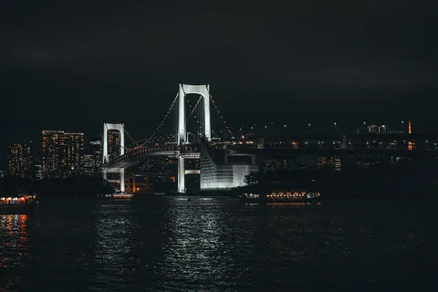 도시의 다리 4K 배경화면 · city · 3840×2561