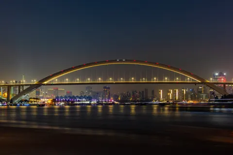 도시의 다리 4K 배경화면 · city · 3840×2560