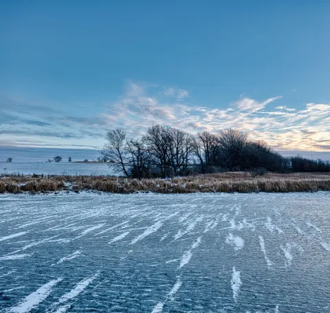 Frozen Lake 4K Wallpaper · nature · 3840×3645