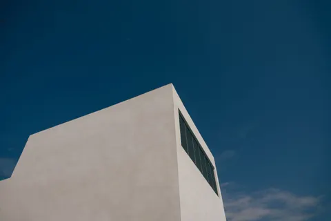 Minimal Architecture 4K Wallpaper · architecture · 3840×2560