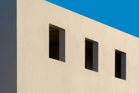 मिनिमल वास्तुकला 4K वॉलपेपर · architecture · 3840×2560