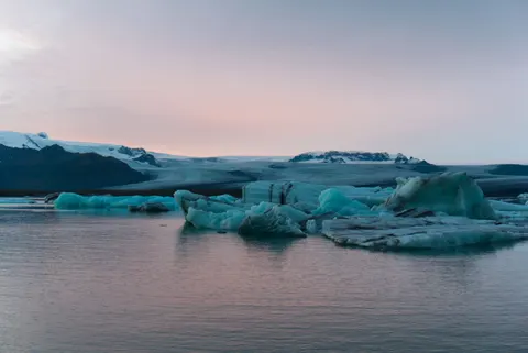 冰川 4K壁纸 · nature · 3840×2565