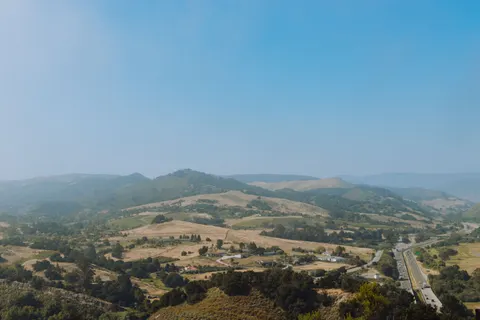 Vineyard Hills 4K Wallpaper · nature · 3840×2560
