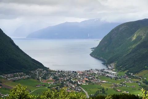 Wallpaper Fjord Norwegia 4K · nature · 3840×2561