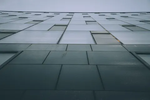 Minimal Architecture 4K Wallpaper · architecture · 3840×2560