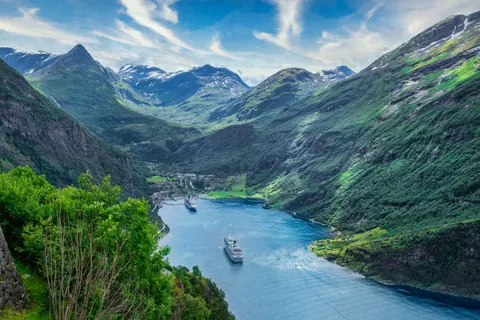 Norwegian Fjord 4K Wallpaper · nature · 3840×2560