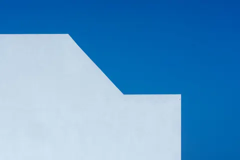 Minimal Architecture 4K Wallpaper · architecture · 3840×2560