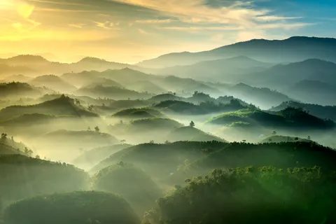 Misty Valley 4K Wallpaper · nature · 3840×2561