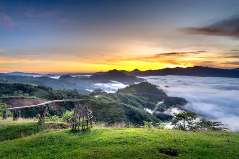 Misty Valley 4K Wallpaper · nature · 3840×2561