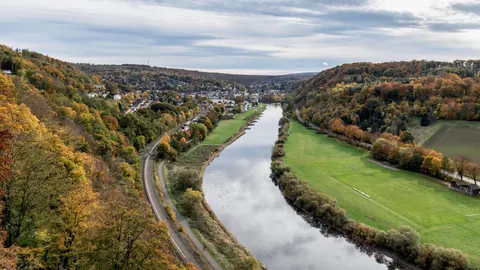 Autumn River 4K Wallpaper · nature · 3840×2160