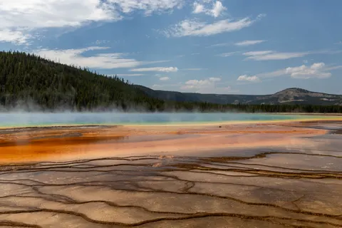 Hot Spring 4K Wallpaper · nature · 3840×2560