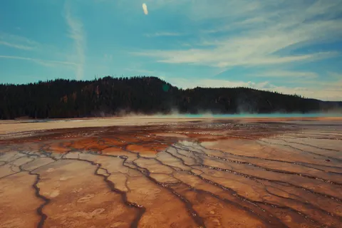 Hot Spring 4K Wallpaper · nature · 3840×2560