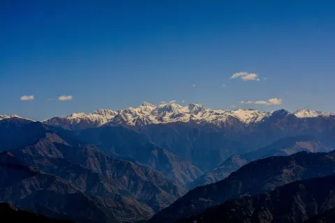 산 4K 배경화면 · mountains · 3840×2560
