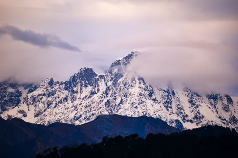 Berge 4K Hintergrundbild · mountains · 3840×2560
