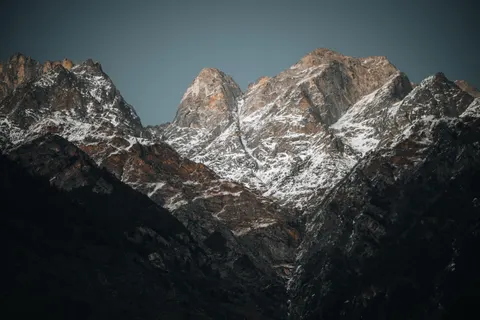 山脉 4K壁纸 · mountains · 3840×2560