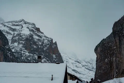 Schweizer Alpen 4K Hintergrundbild · mountains · 3840×2560
