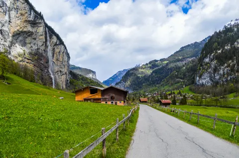 Fond d'écran Montagnes 4K · mountains · 3840×2553