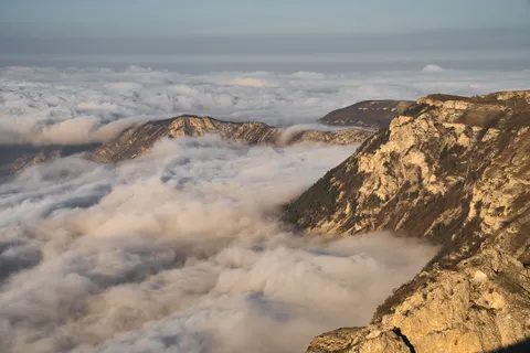 山脉 4K壁纸 · mountains · 3840×2560