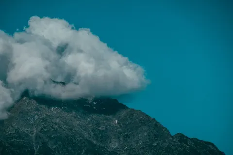 산 4K 배경화면 · mountains · 3840×2560