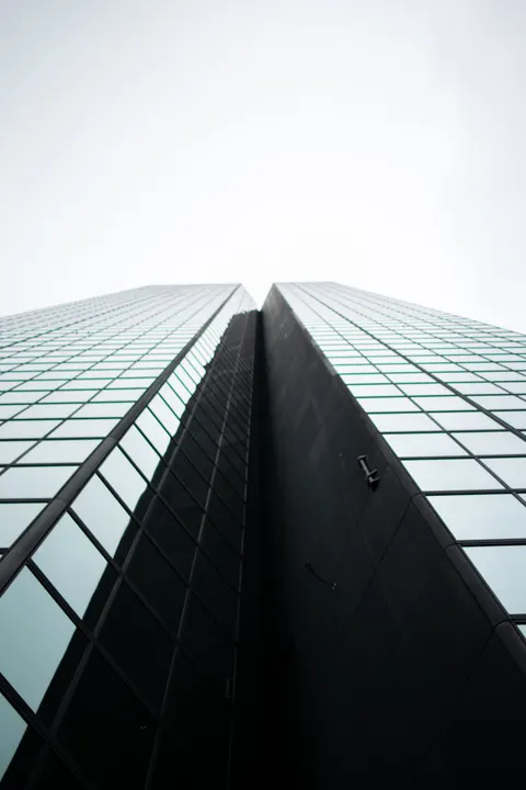 Looking Up Phone Wallpaper · street · 1440×2160