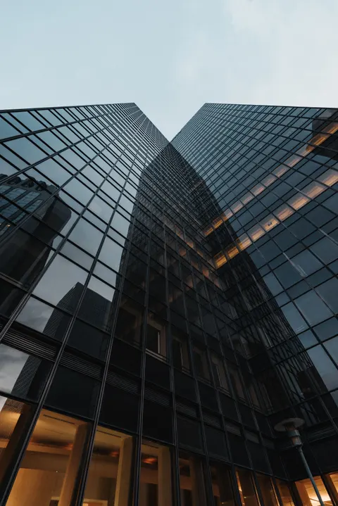 Looking Up Phone Wallpaper · street · 1440×2158