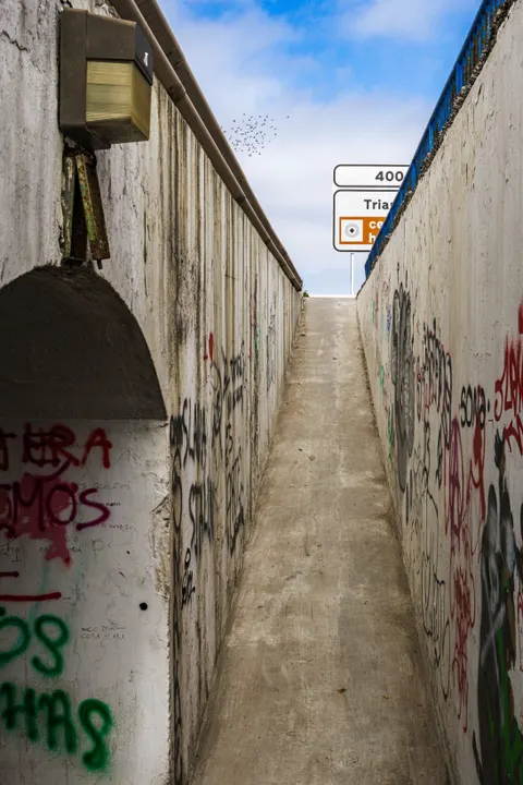 Street Art Phone Wallpaper · street · 1440×2160