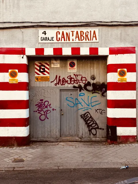 Street Art Phone Wallpaper · street · 1440×1920