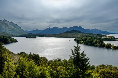 Patagonia 4K Wallpaper · mountains · 3840×2558