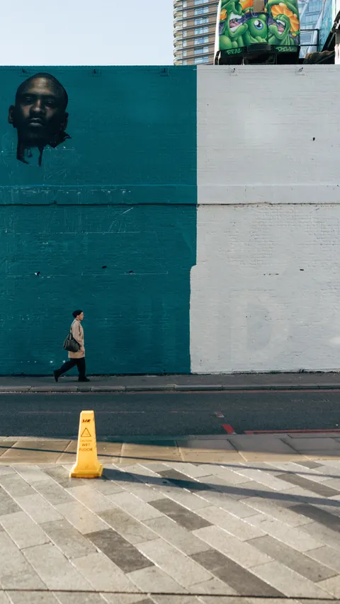 Street Art Phone Wallpaper · street · 1440×2559