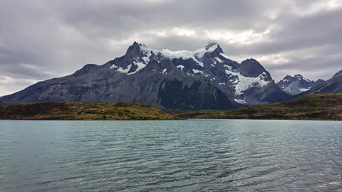 Berge 4K Hintergrundbild · mountains · 3840×2161