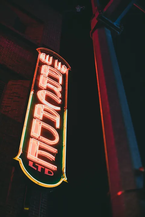 Neon Sign Phone Wallpaper · street · 1440×2160