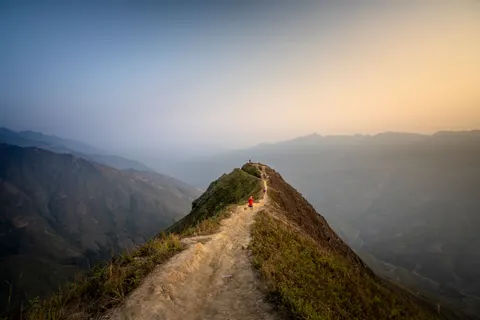 山脉 4K壁纸 · mountains · 3840×2560