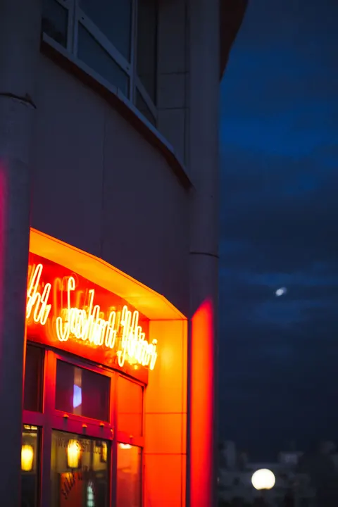 Neon Sign Phone Wallpaper · street · 1440×2160