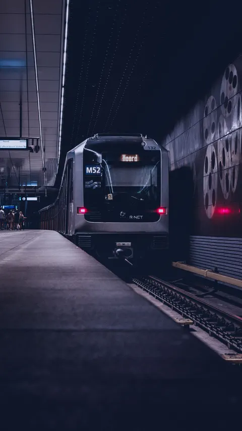 Metro Phone Wallpaper · street · 1440×2560
