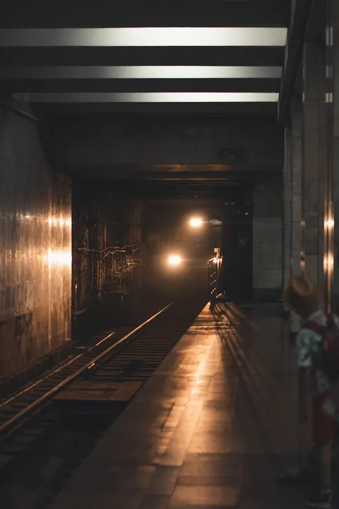 Metro Telefon Duvar Kağıdı · street · 1440×2160