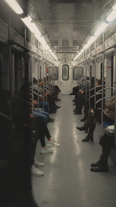 Metro Tapeta na Telefon · street · 1440×2559