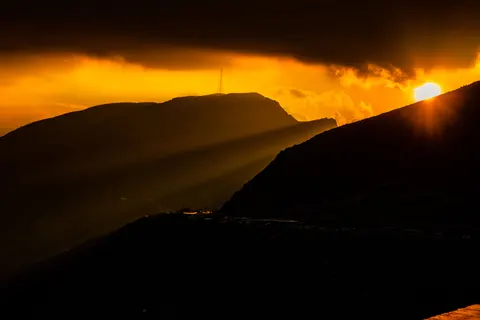Berge 4K Hintergrundbild · mountains · 3840×2560