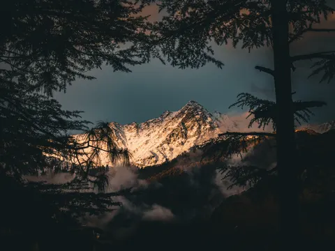 Обои Горы 4K · mountains · 3840×2880