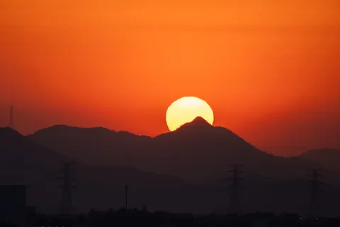 산 4K 배경화면 · mountains · 3840×2560
