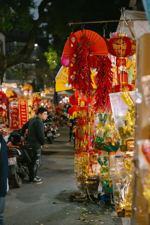 Night Market Phone Wallpaper · street · 1440×2160
