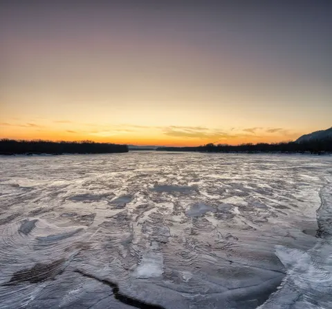 Frozen Lake 4K Wallpaper · nature · 3840×3566
