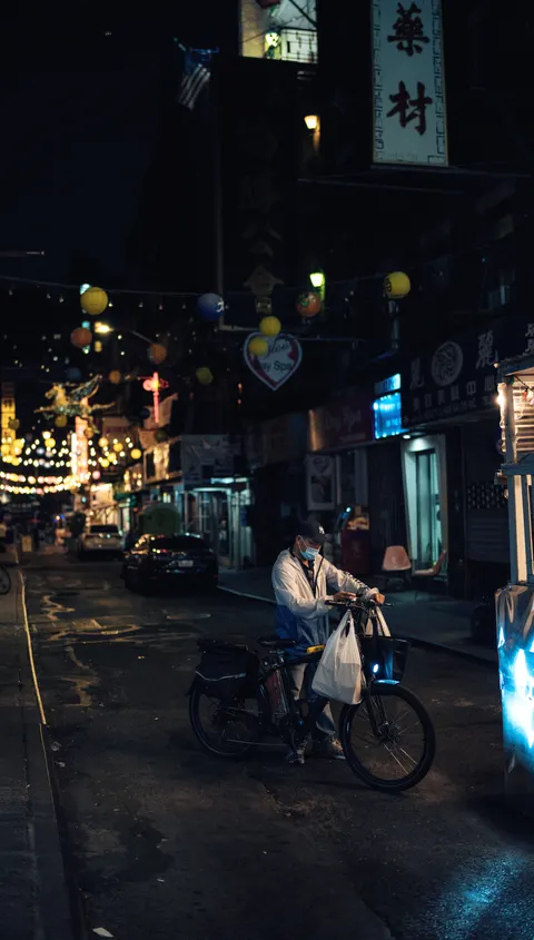 Fond d'écran mobile Rue de Nuit · street · 1440×2535