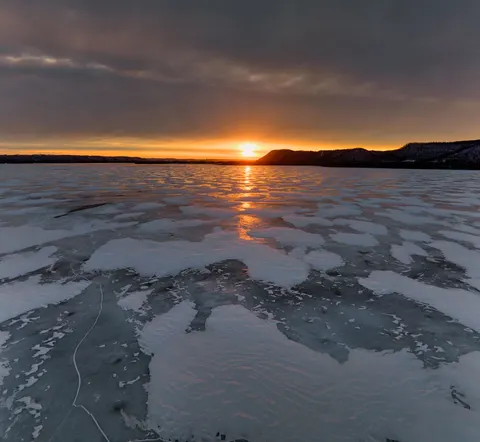Frozen Lake 4K Wallpaper · nature · 3840×3535
