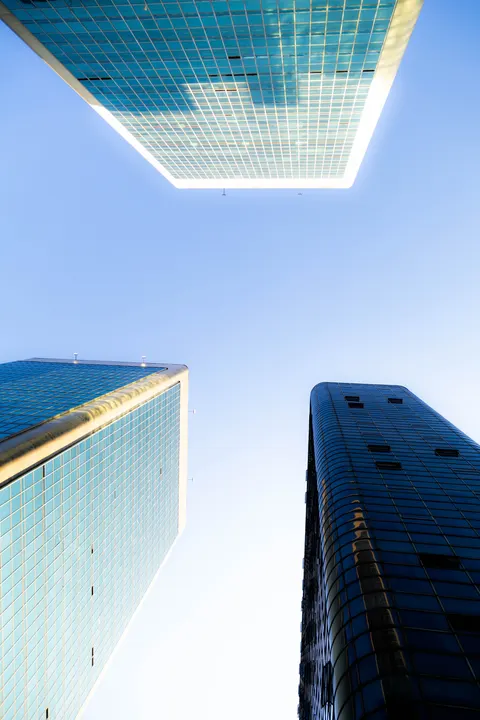 Looking Up Phone Wallpaper · street · 1440×2160