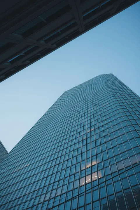 Looking Up Phone Wallpaper · street · 1440×2157