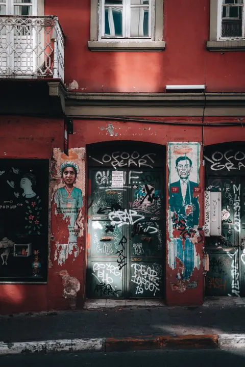 Street Art Phone Wallpaper · street · 1440×2159