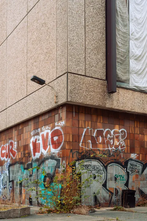 Street Art Phone Wallpaper · street · 1440×2160