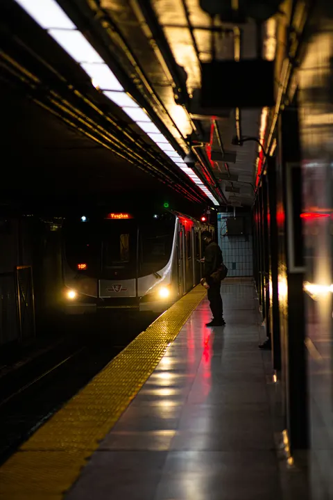 Metro Phone Wallpaper · street · 1440×2157