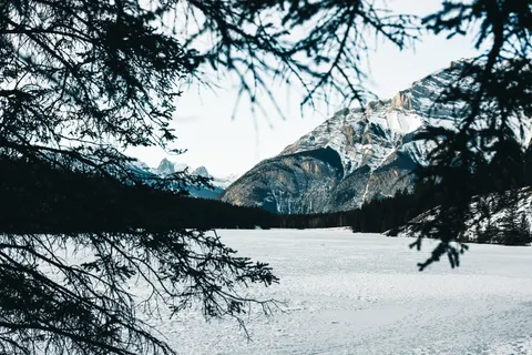 Papel de parede Lago congelado 4K · nature · 3840×2561